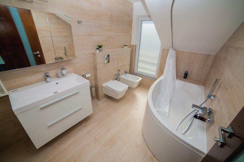 Villa Grace Bihac Exterior photo