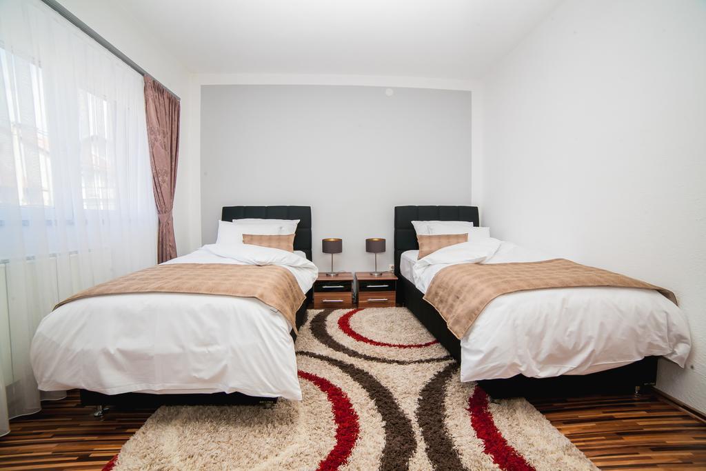 Villa Grace Bihac Exterior photo