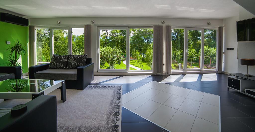 Villa Grace Bihac Exterior photo